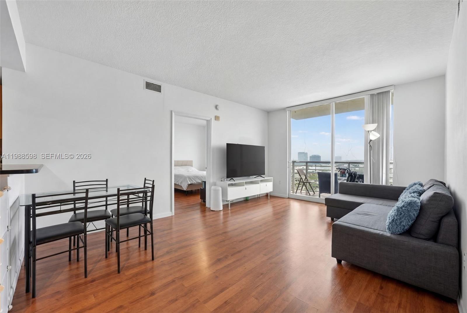 VENTURE AT AVENTURA EAST - Residential