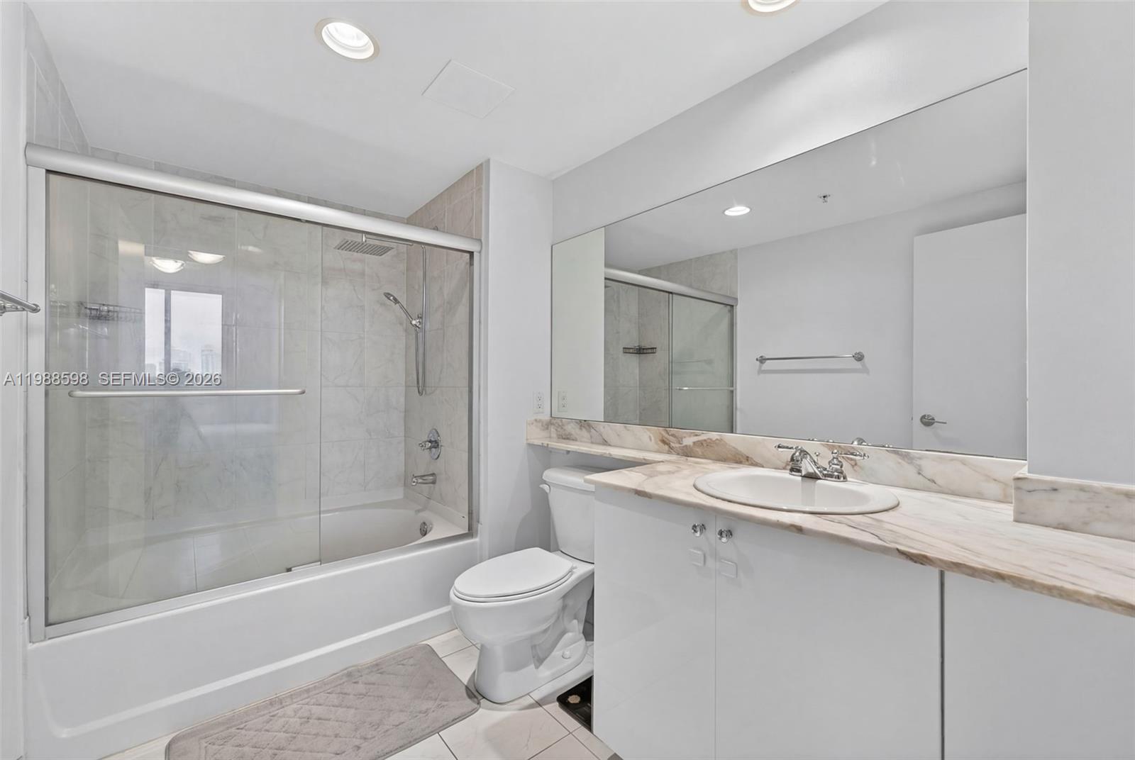 VENTURE AT AVENTURA EAST - Residential