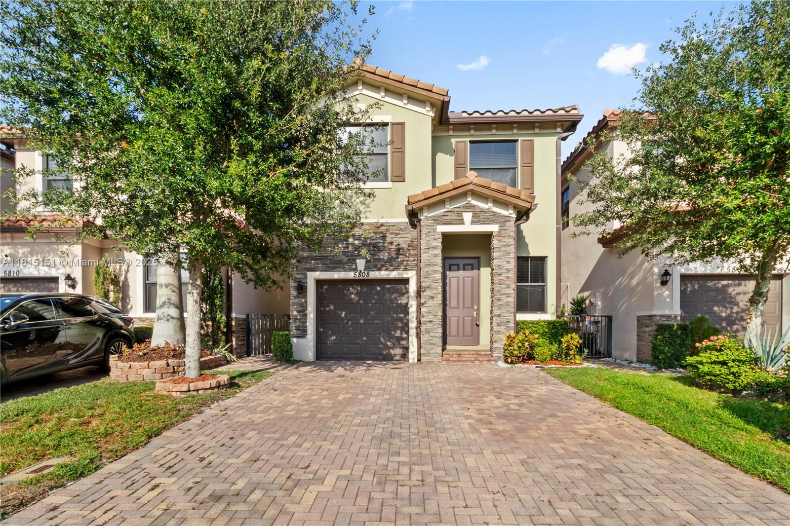 Rental Property at 5808 Nw 46th Ln, Tamarac, Broward County, Florida - Bedrooms: 4 
Bathrooms: 3  - $3,500 MO.