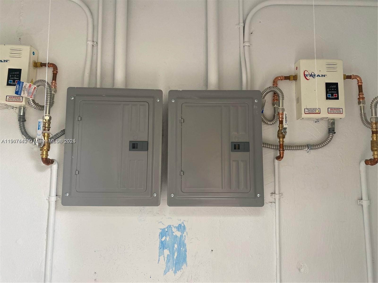 17TH AVE MANOR - Residential Lease