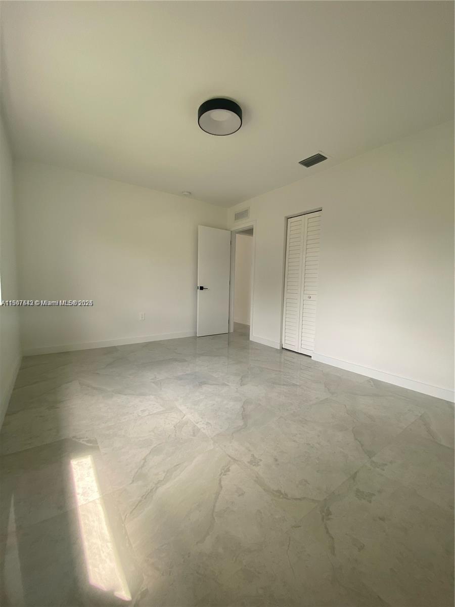 17TH AVE MANOR - Residential Lease