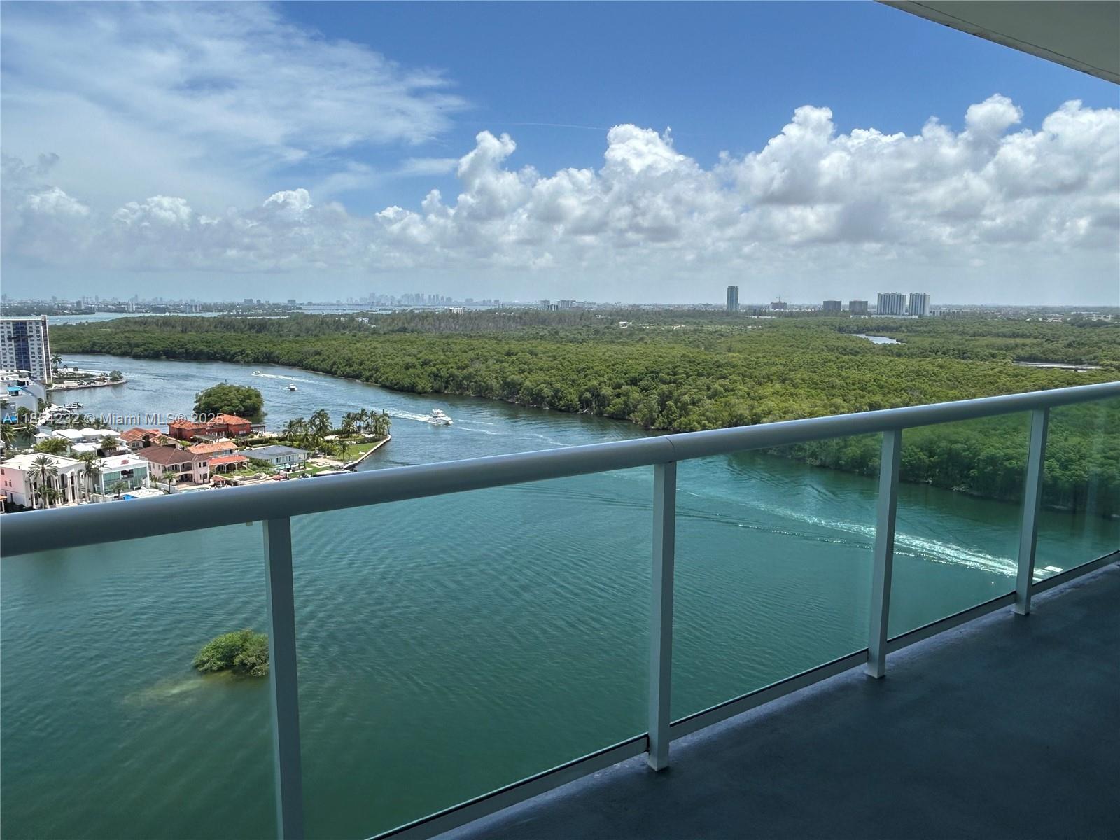 400 SUNNY ISLES CONDO WES - Residential Lease