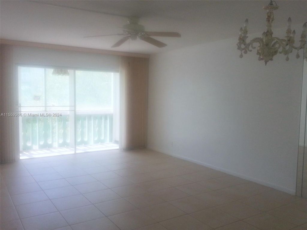 Photo of 233 NE 14th Ave #303, Hallandale Beach, FL 33009 (MLS # A11559366)