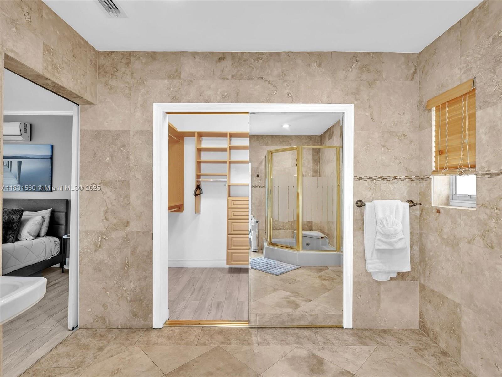 GOLDEN ISLES SEC - Residential Lease