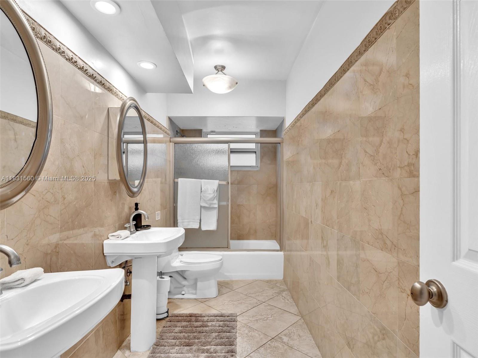 GOLDEN ISLES SEC - Residential Lease