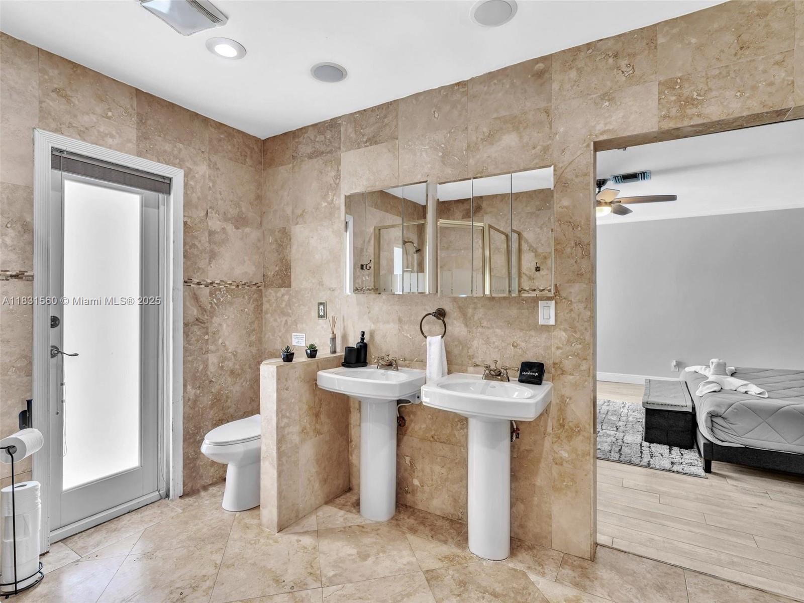 GOLDEN ISLES SEC - Residential Lease