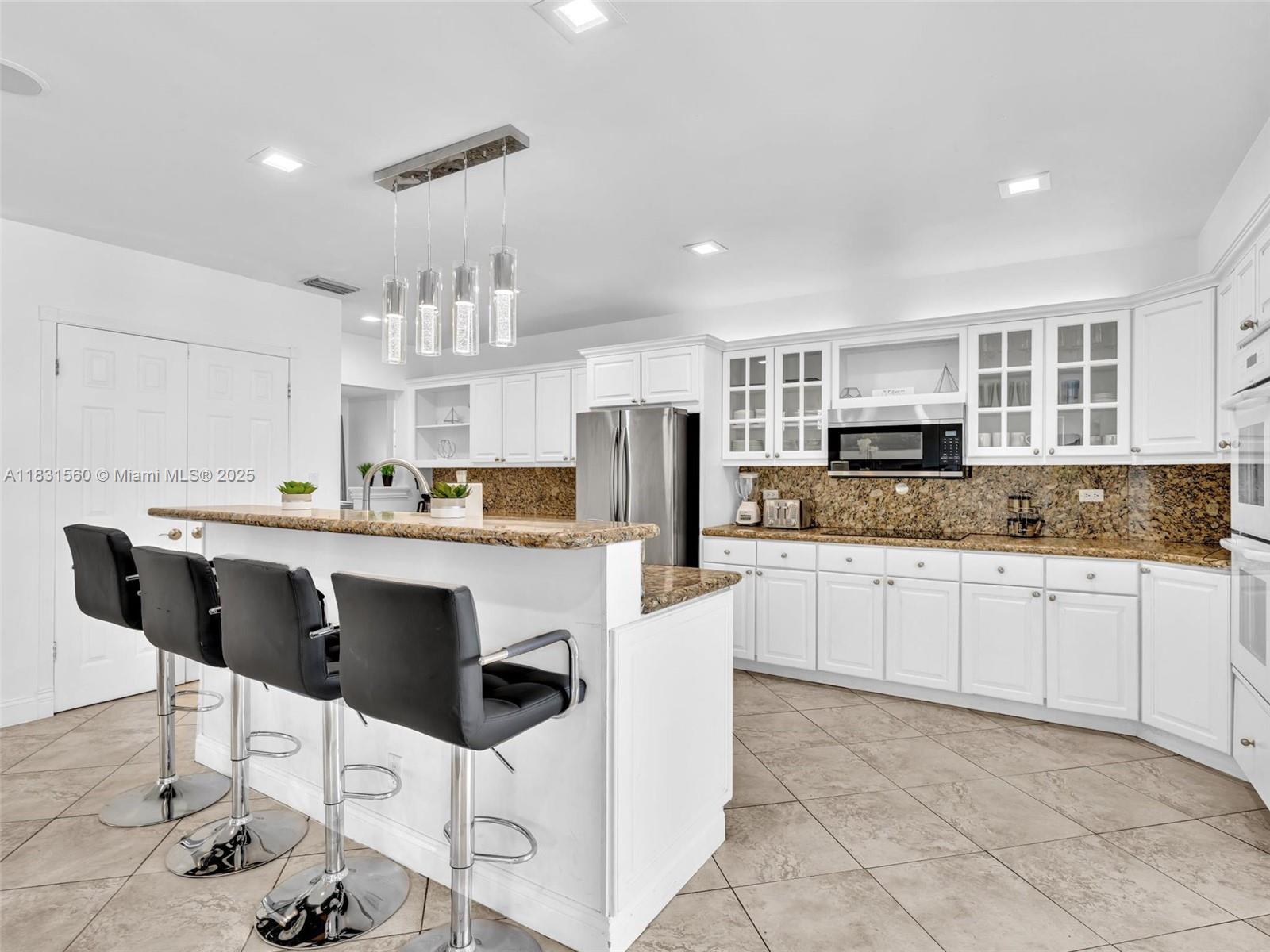 GOLDEN ISLES SEC - Residential Lease