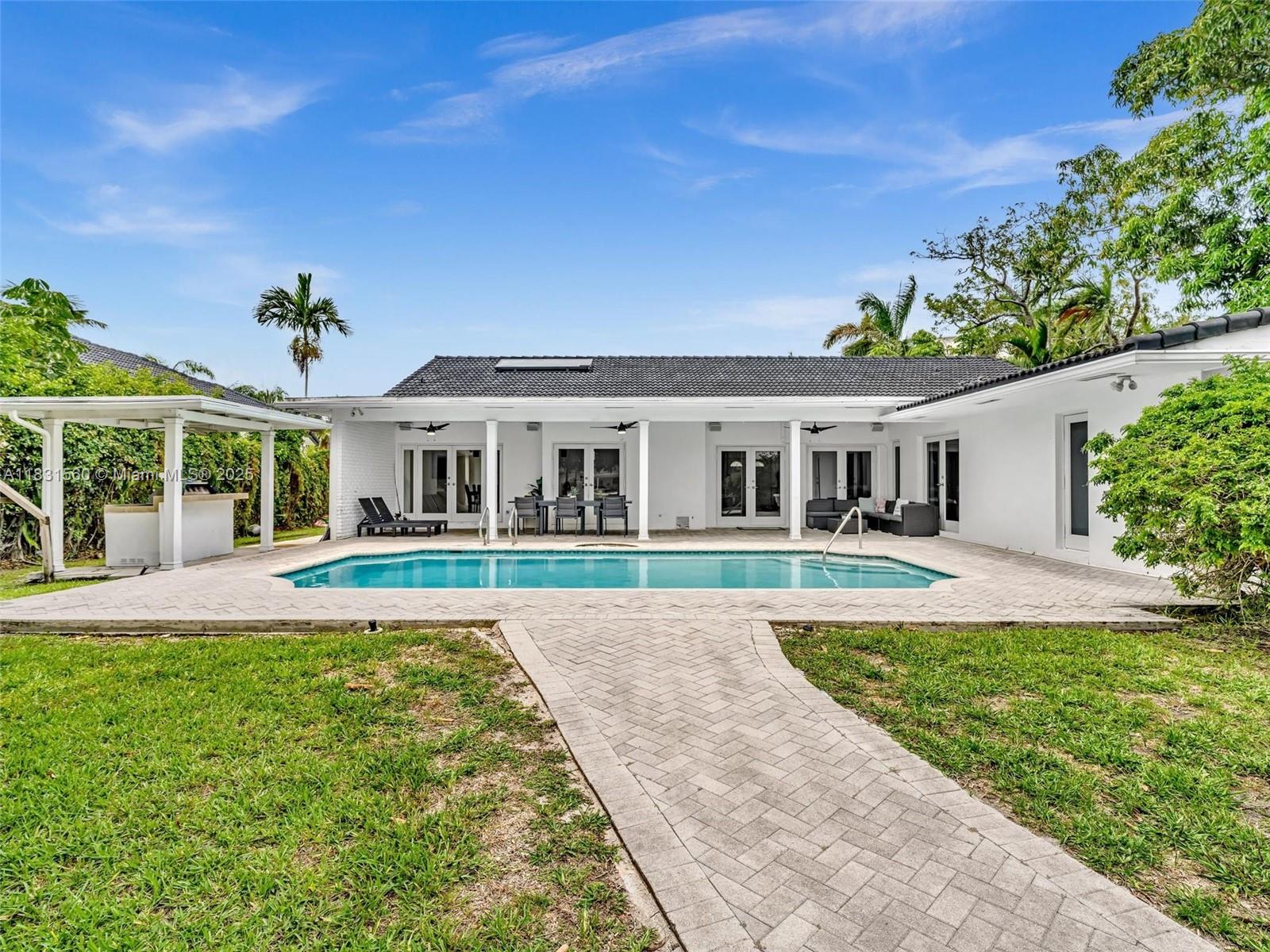 GOLDEN ISLES SEC - Residential Lease