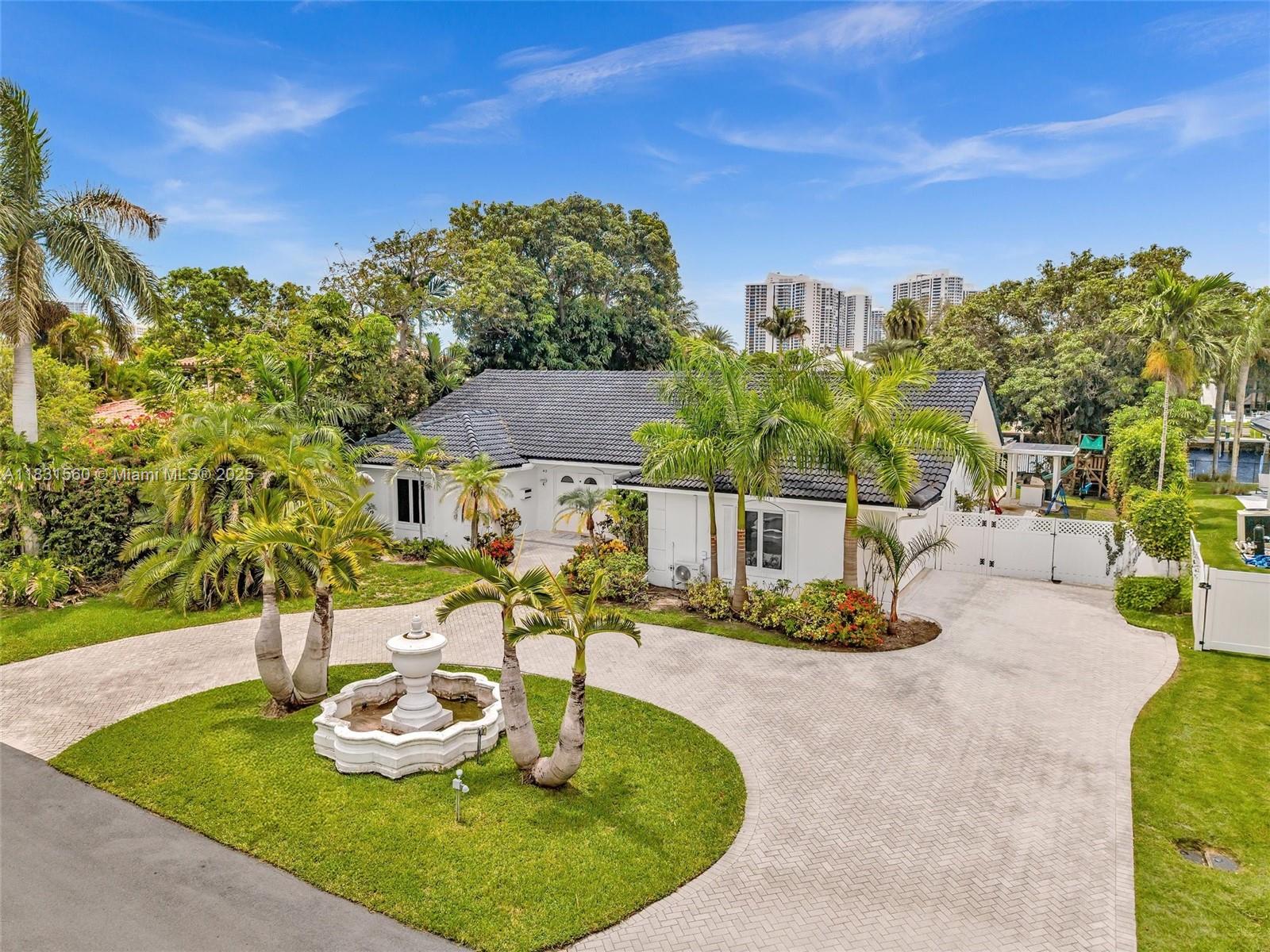 BEAUTIFULLY FURNISHED WATERFRONT RENTAL IN GOLDEN ISLES – BOATER’S DREAM!
4BR/3BA estate with 85 ft of Intracoastal frontage and private dock – no fixed bridges, ocean access! Located in the exclusive Golden Isles gated community with 24/7 security. Features include heated pool, cabana with built-in BBQ, granite kitchen, impact windows, and a spacious, sun-filled family room. Walk to beach, park, and new tennis courts. Available now – don’t miss it!