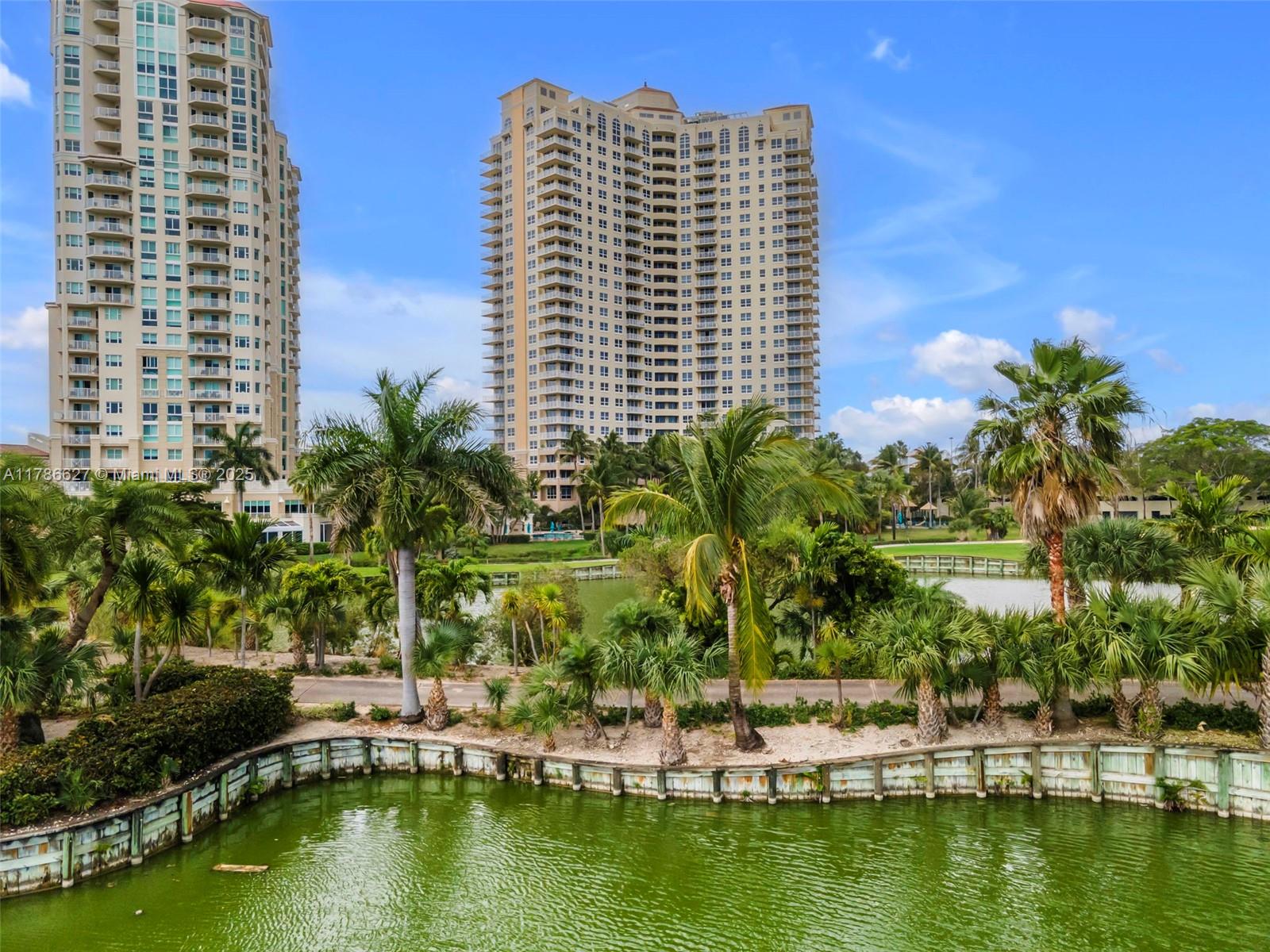 TURNBERRY ON THE GREEN CO - Residential