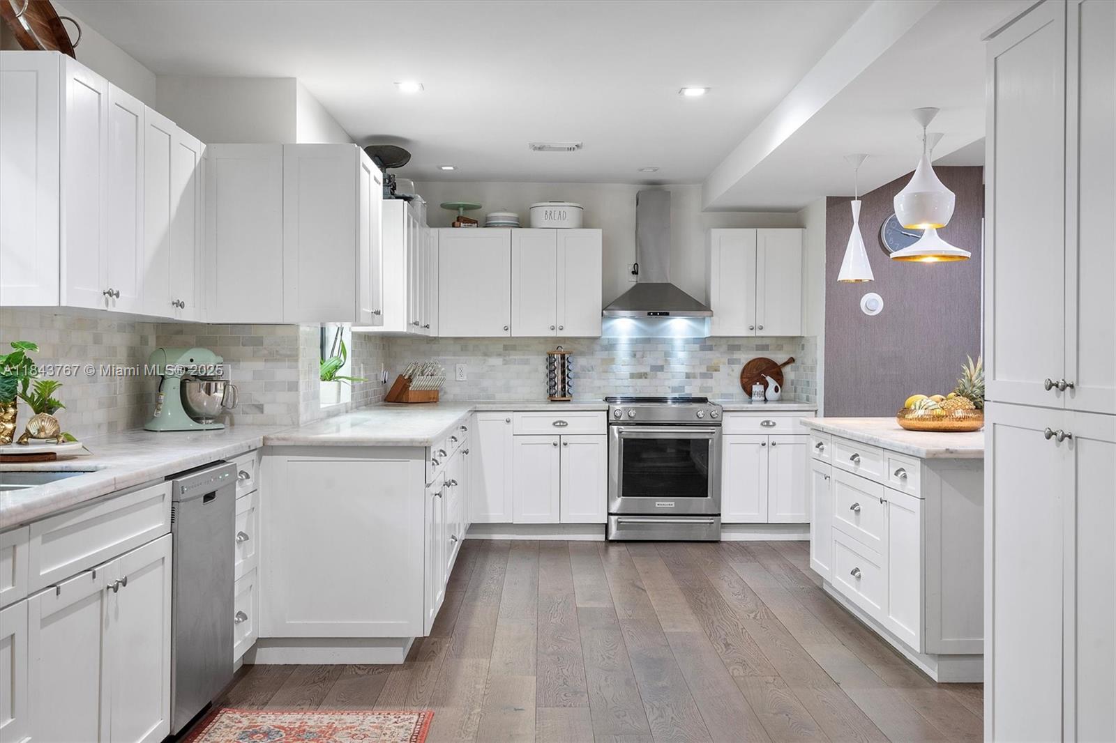 BAYSHORE UNIT NO 3 - Residential