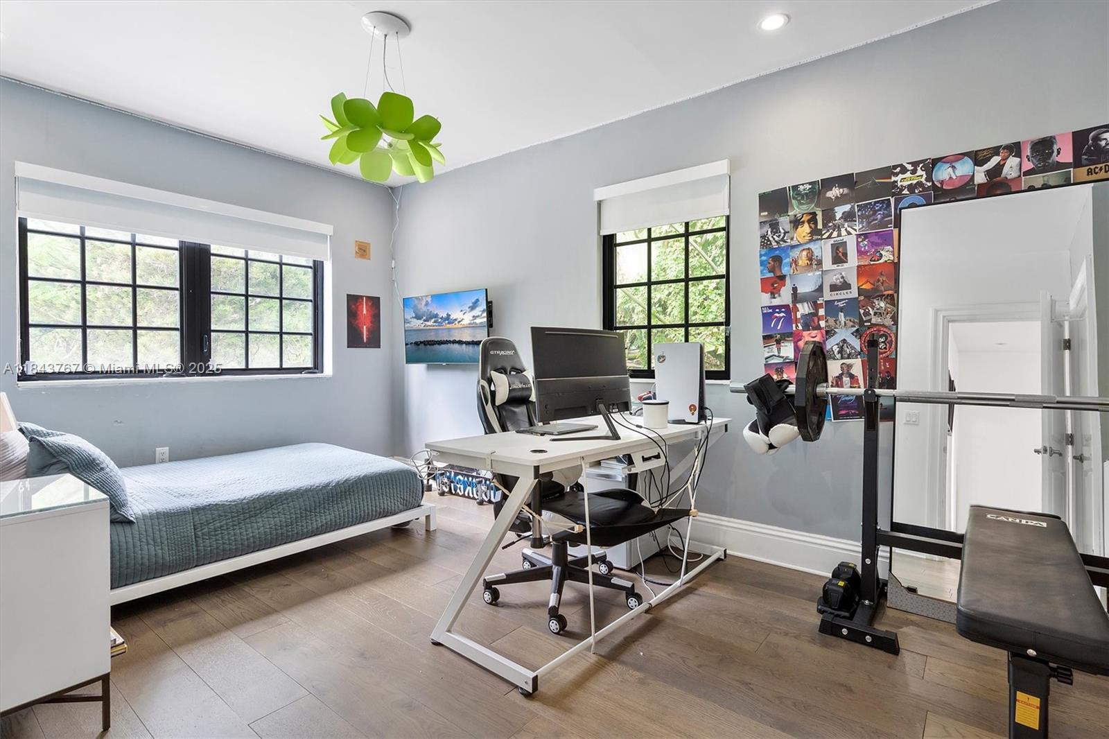 BAYSHORE UNIT NO 3 - Residential