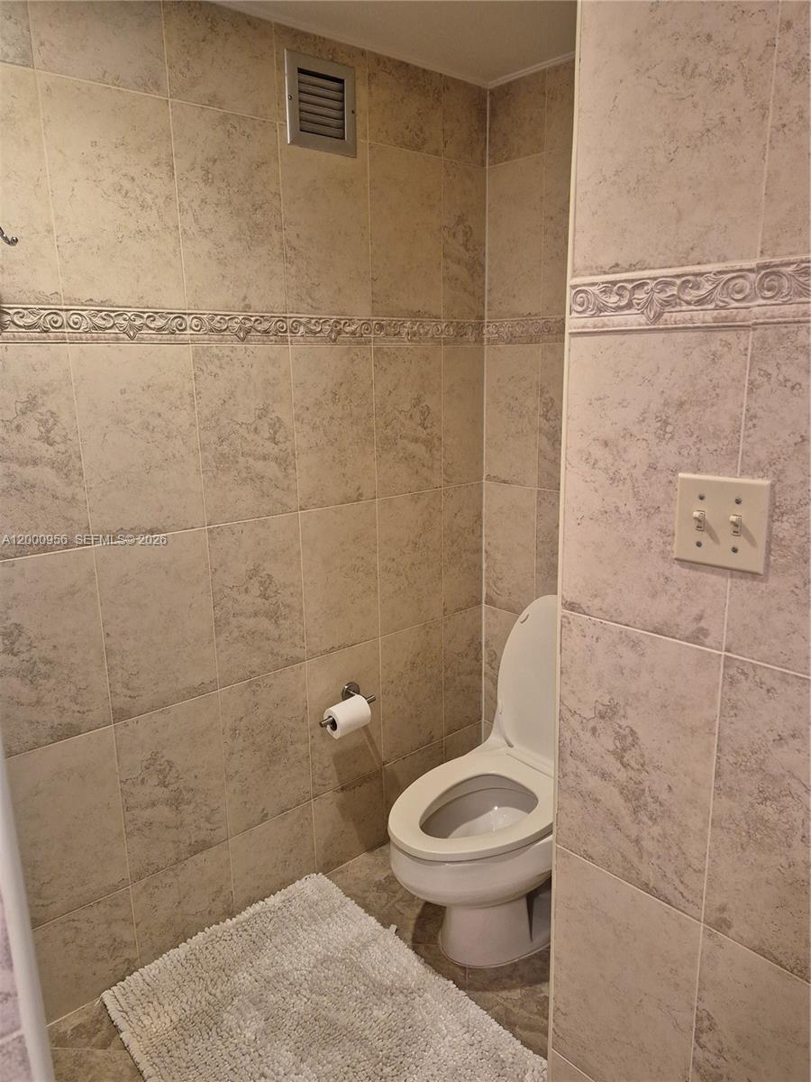 MALAGA TOWERS CONDO - Residential