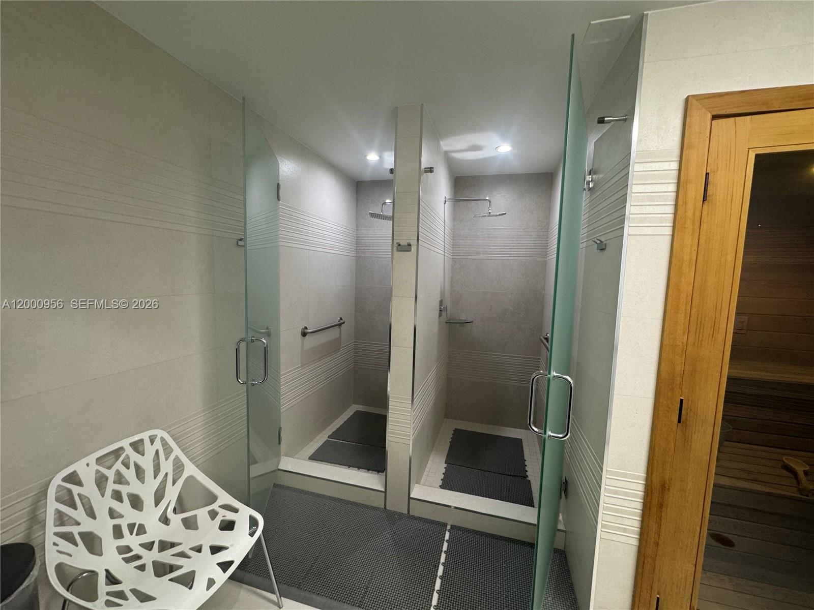 MALAGA TOWERS CONDO - Residential