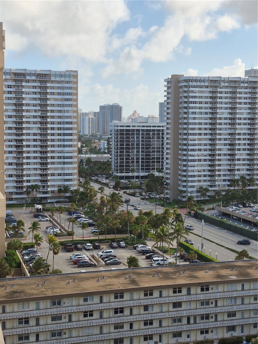 MALAGA TOWERS CONDO - Residential