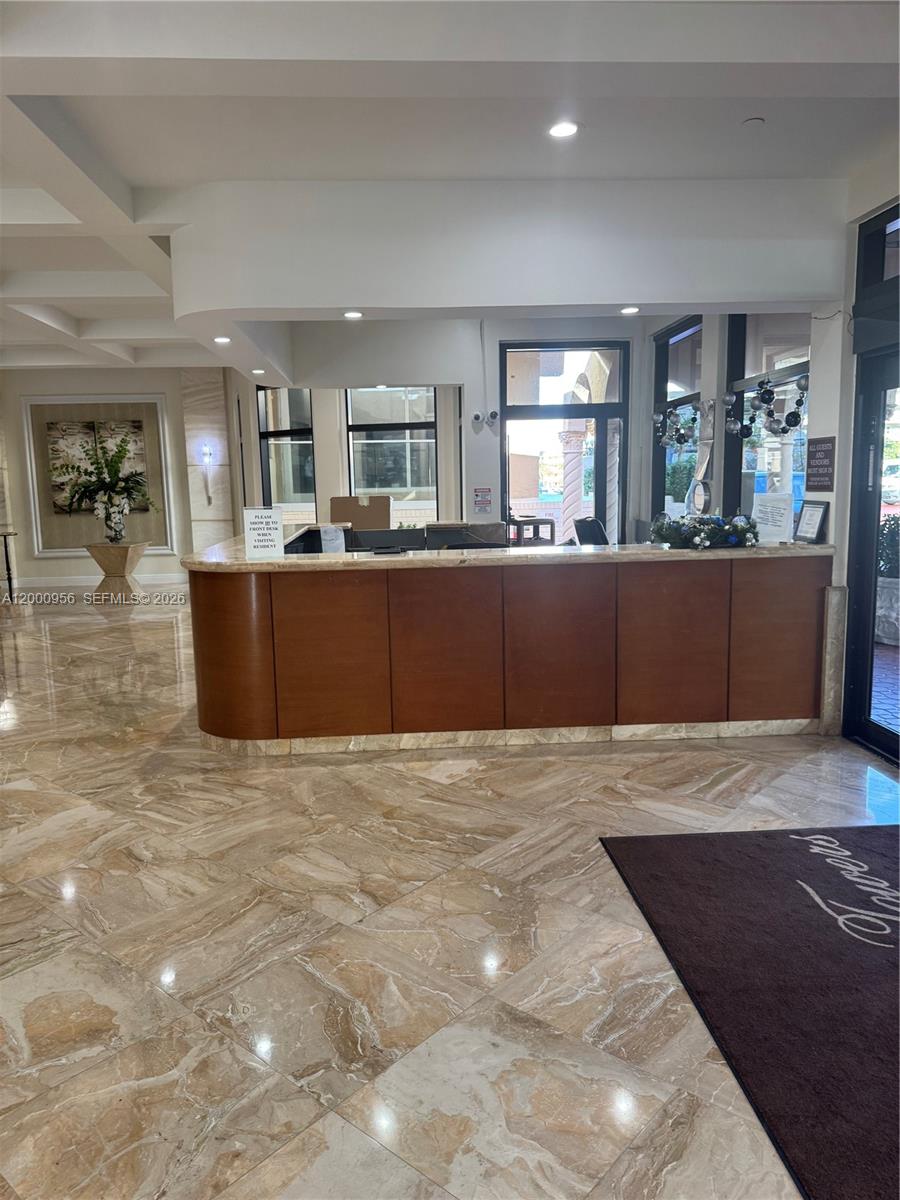 MALAGA TOWERS CONDO - Residential