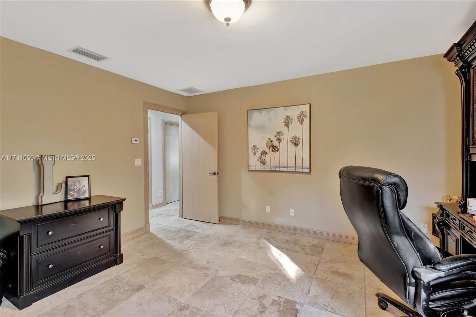 LAKERIDGE - Residential