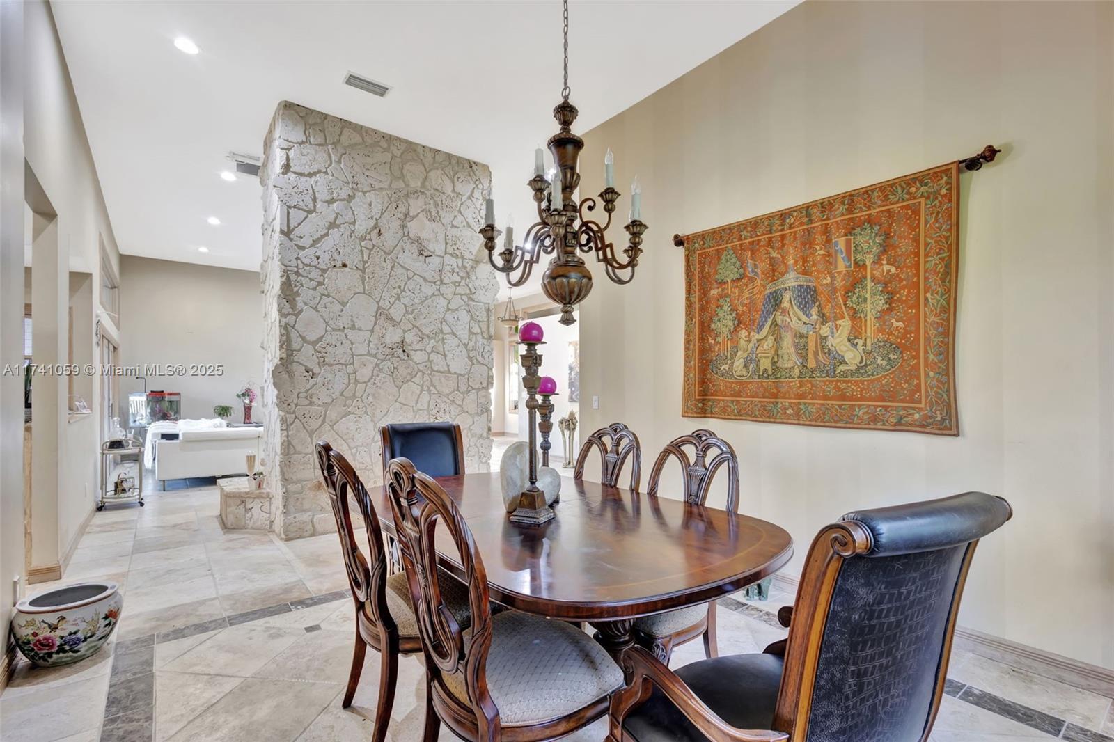 LAKERIDGE - Residential