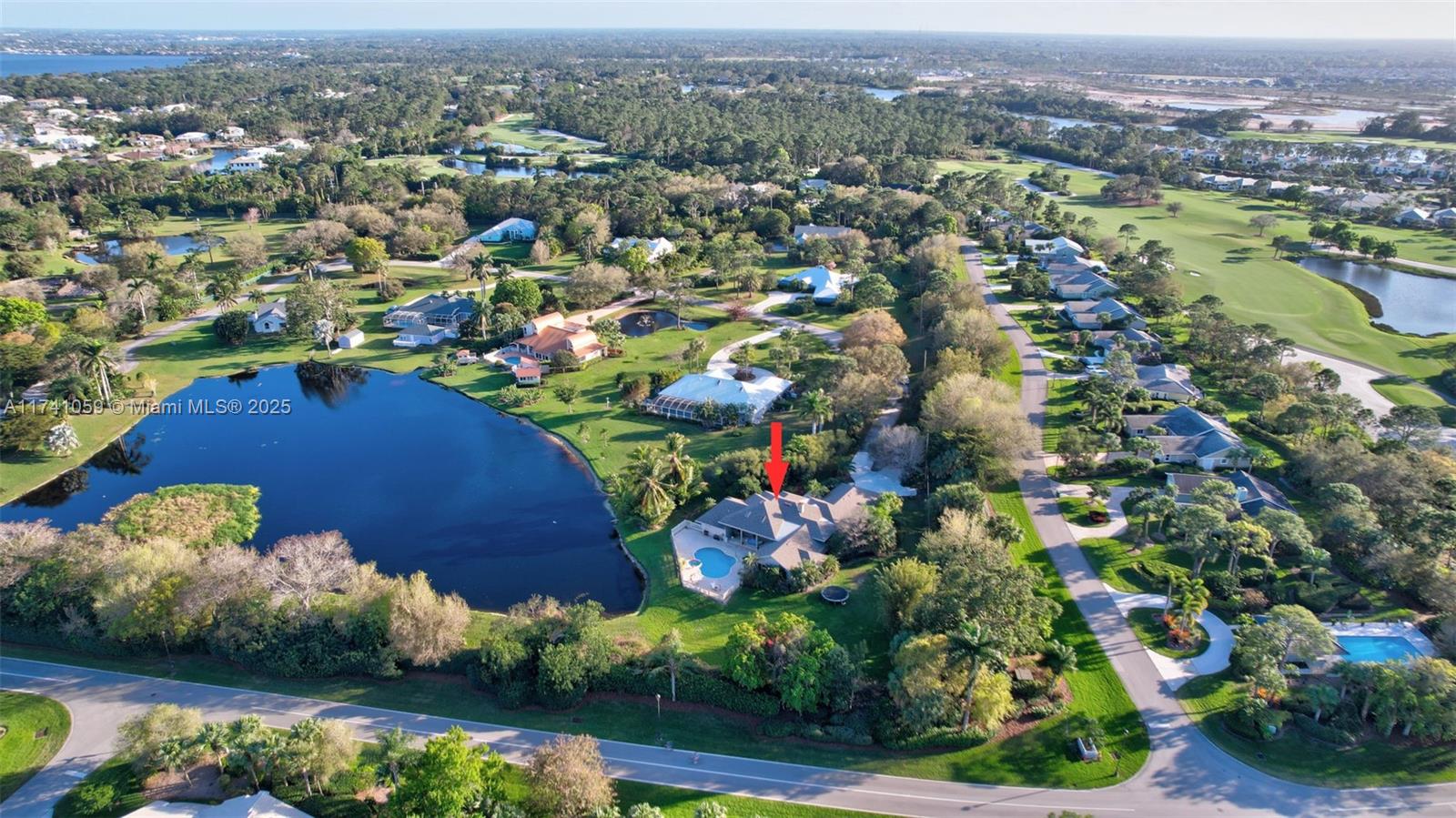 LAKERIDGE - Residential