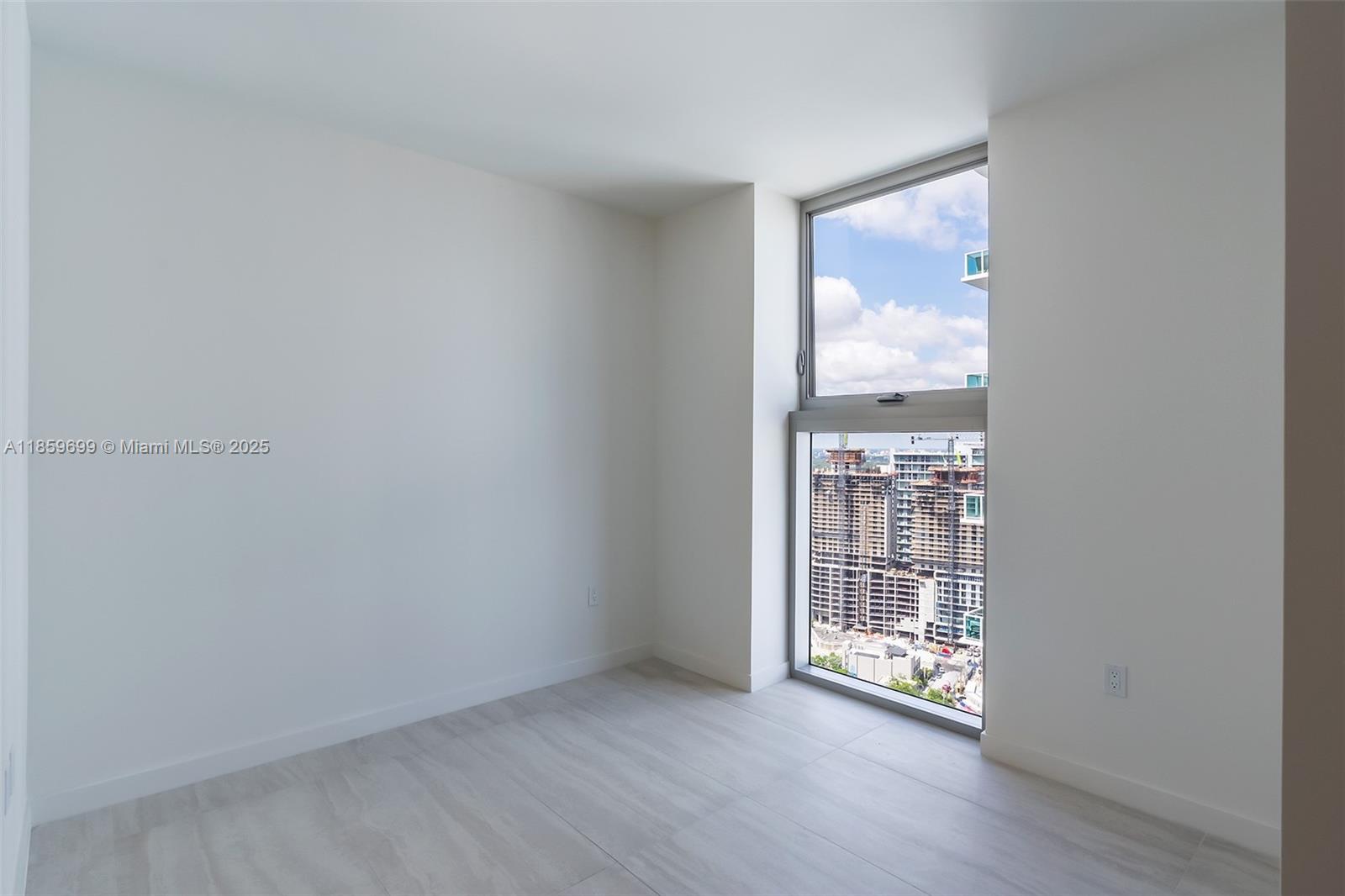 Viceroy Brickell - Residential