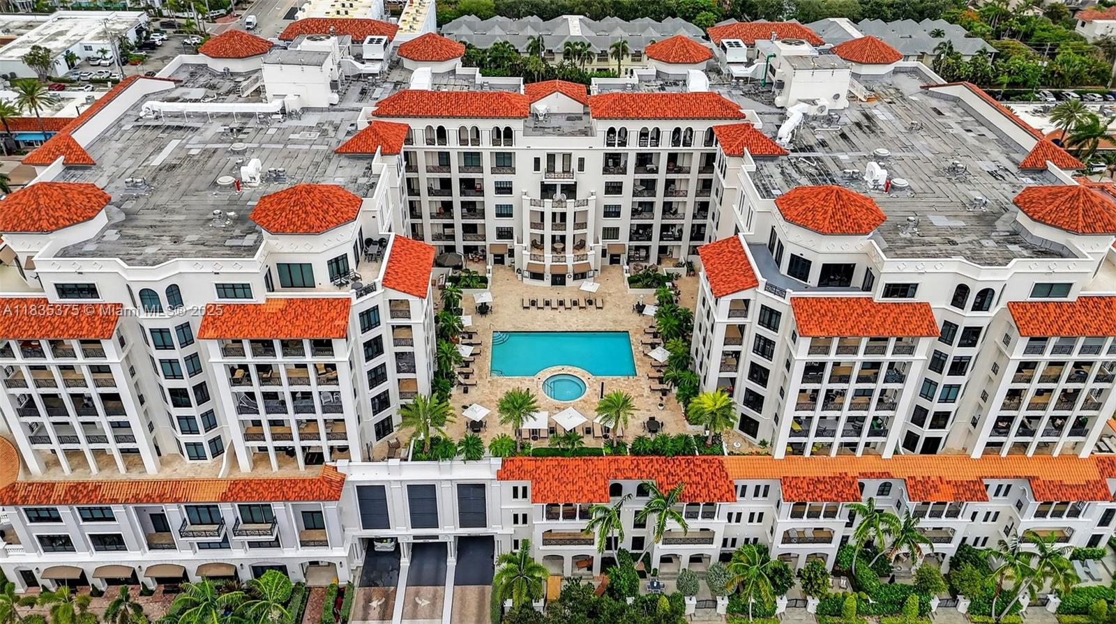 200 EAST PALMETTO PARK CO - Residential