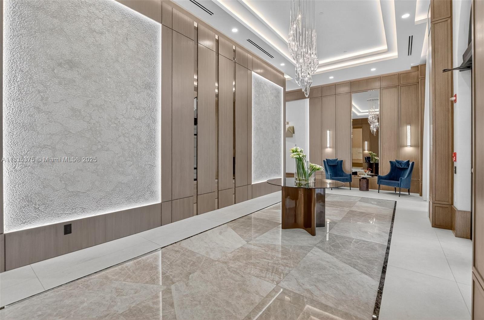 200 EAST PALMETTO PARK CO - Residential