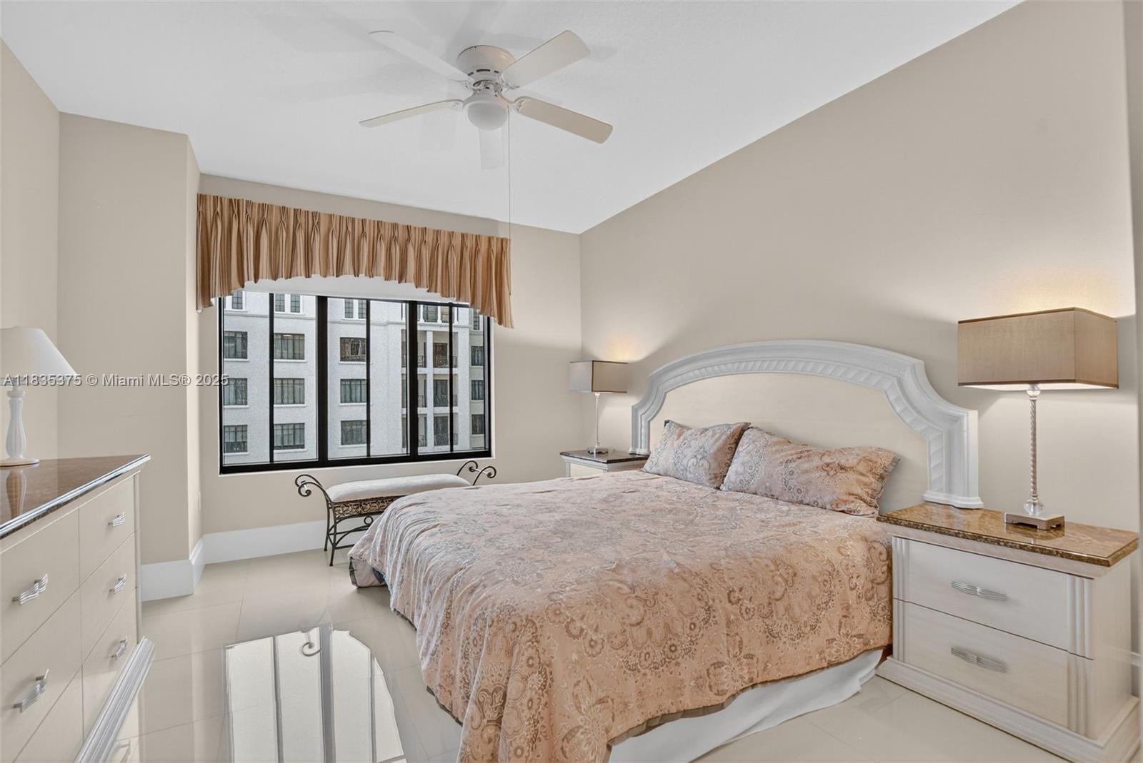 200 EAST PALMETTO PARK CO - Residential