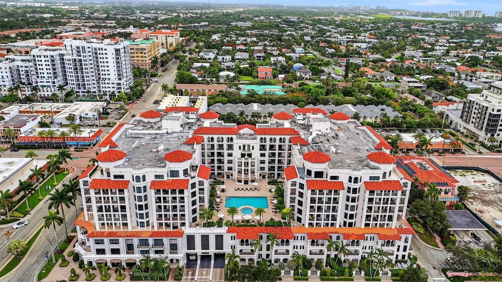 200 EAST PALMETTO PARK CO - Residential