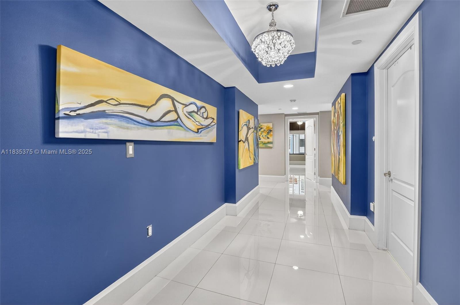 200 EAST PALMETTO PARK CO - Residential