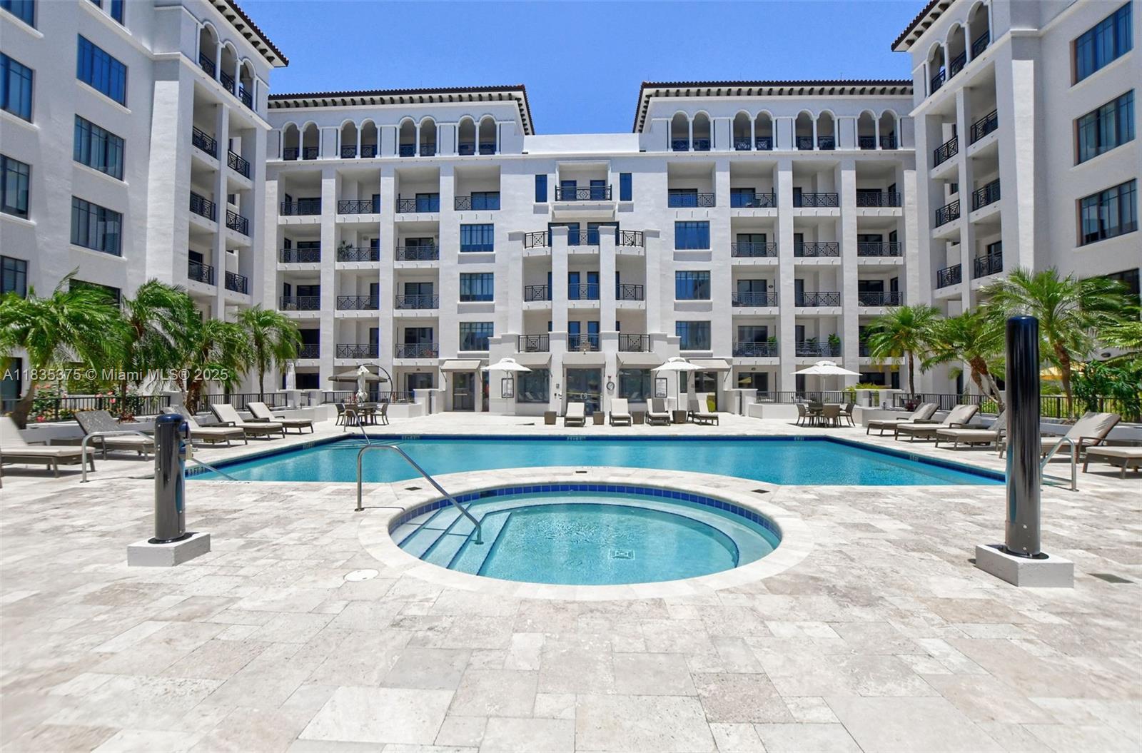 200 EAST PALMETTO PARK CO - Residential
