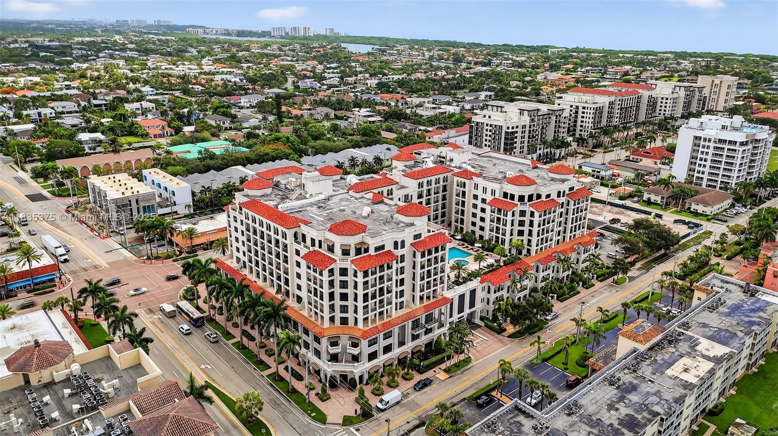 200 EAST PALMETTO PARK CO - Residential