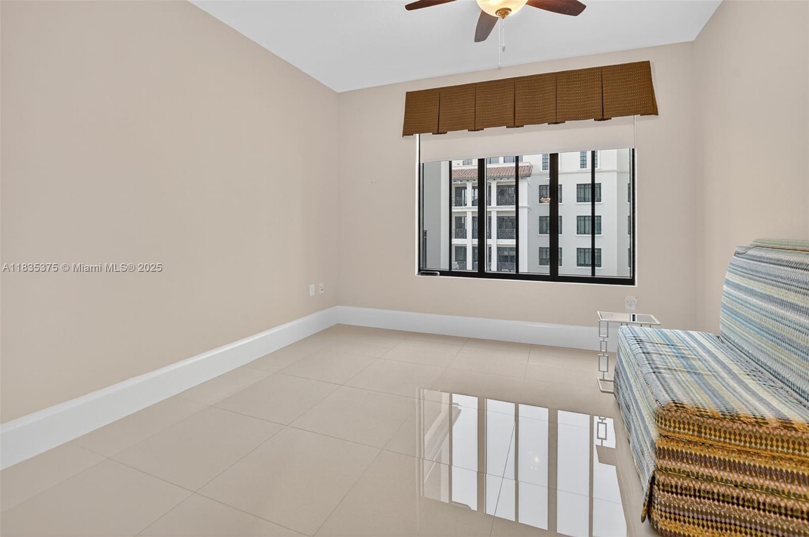 200 EAST PALMETTO PARK CO - Residential