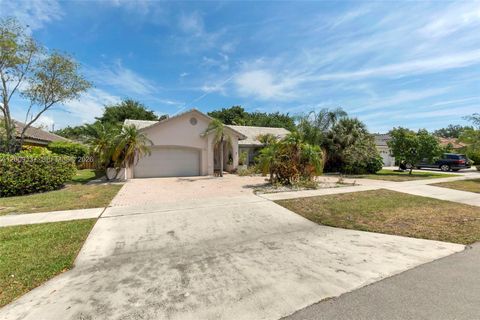 Photo of 23288 Boca Chica Cir, Boca Raton, FL 33433 (MLS # A12009337)