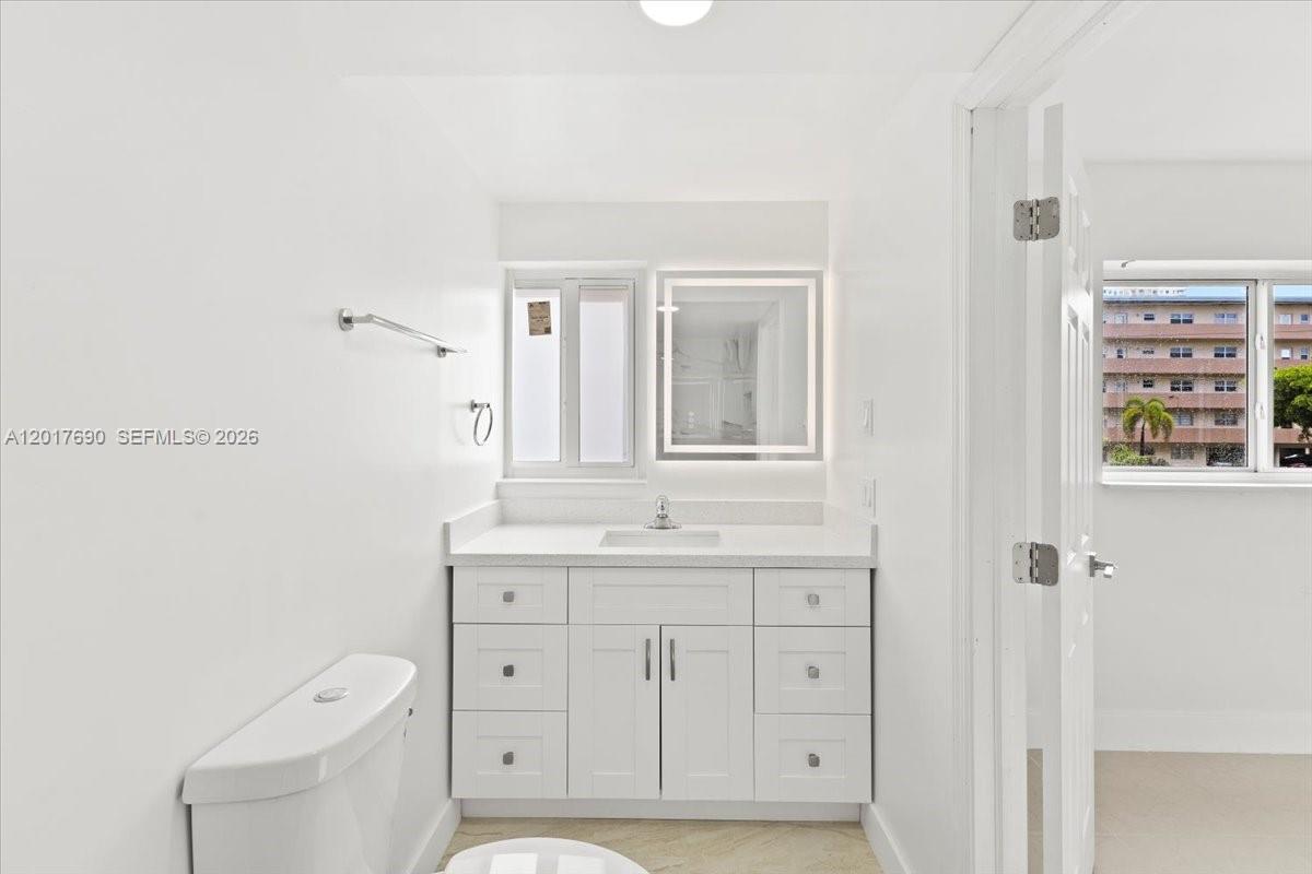 MEADOWBROOK TOWERS CONDO - Residential