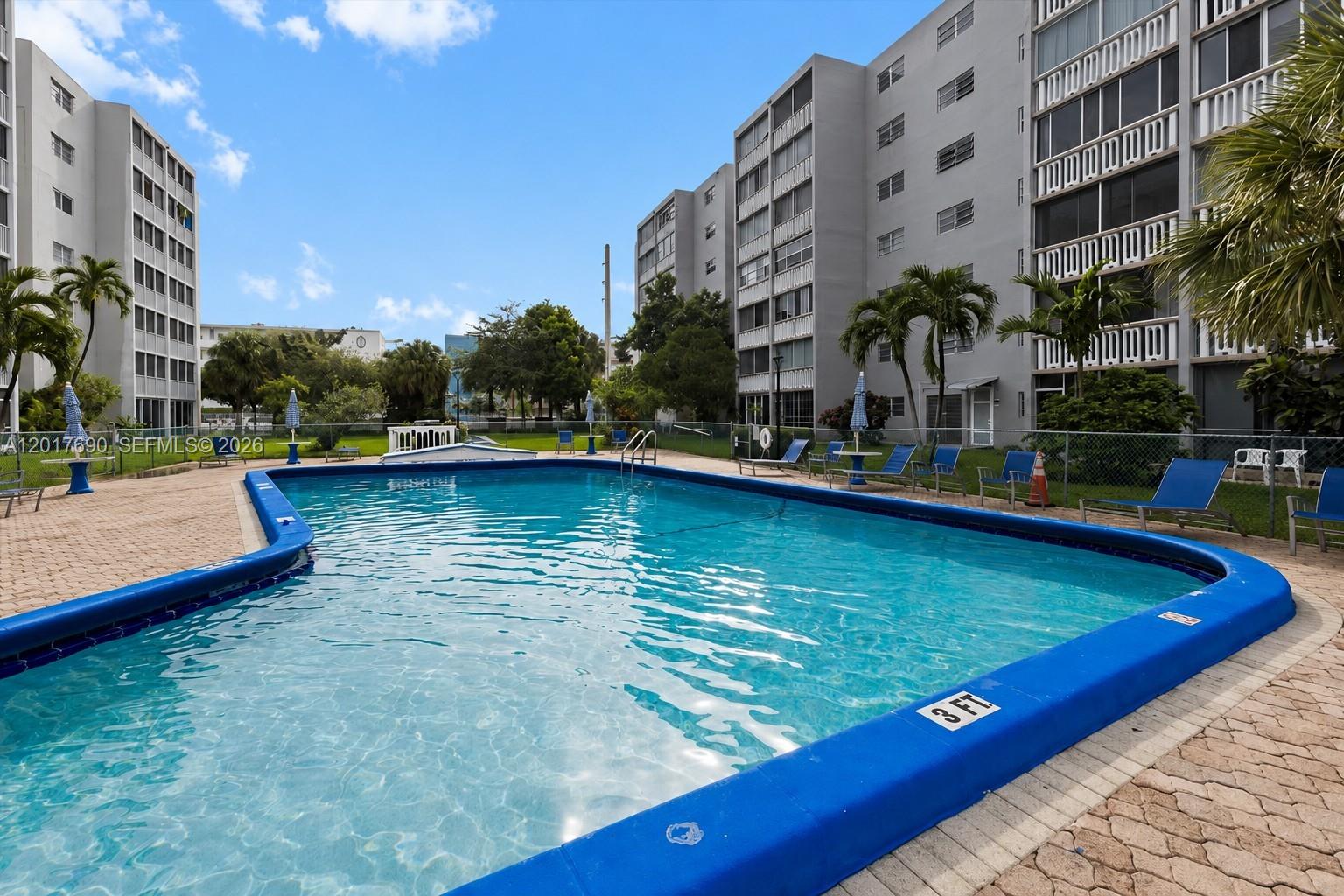MEADOWBROOK TOWERS CONDO - Residential