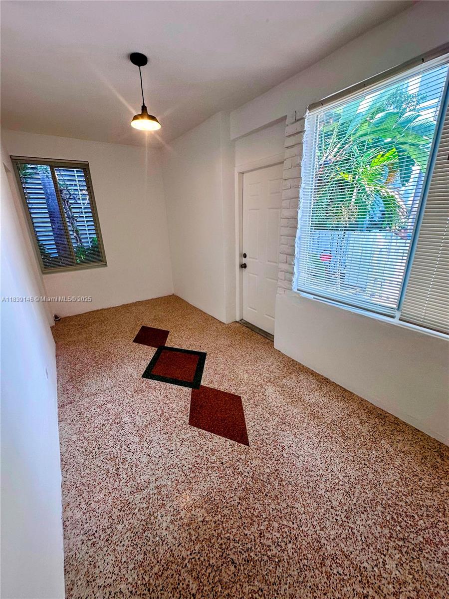 9065 Harding Ave D2