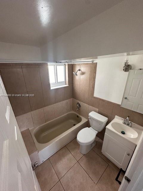 585 NW 182nd Ter