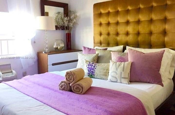 SOUTH BEACH HUDSON CONDO - Residential