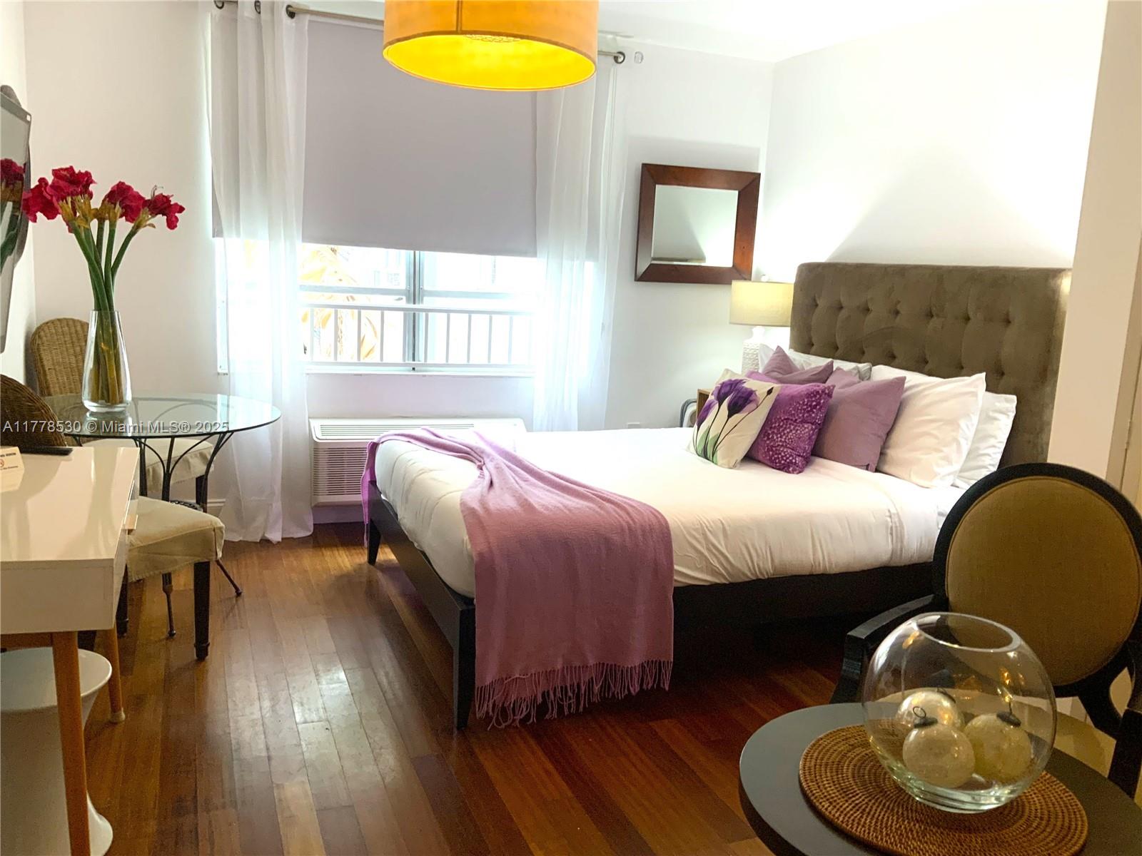 SOUTH BEACH HUDSON CONDO - Residential