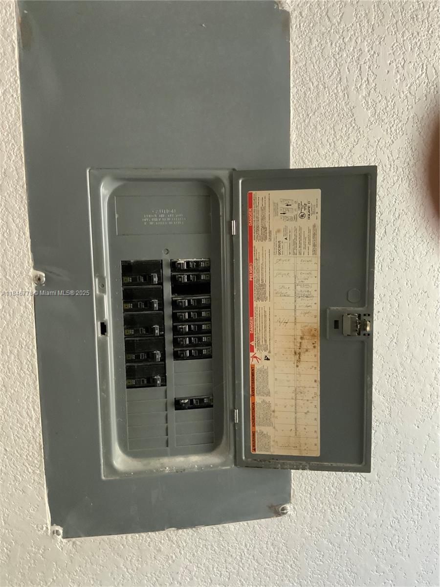 RO-LEN ACRES - Residential Income