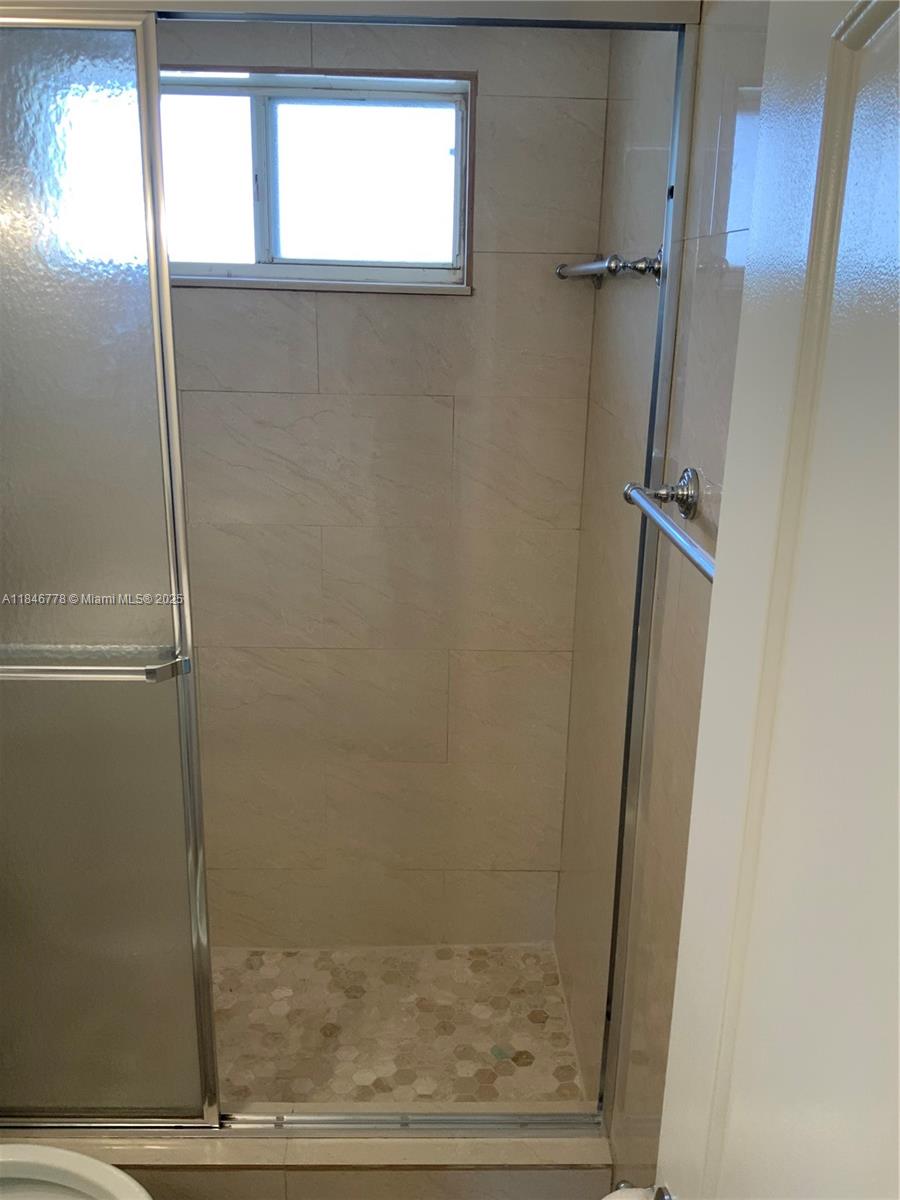 RO-LEN ACRES - Residential Income