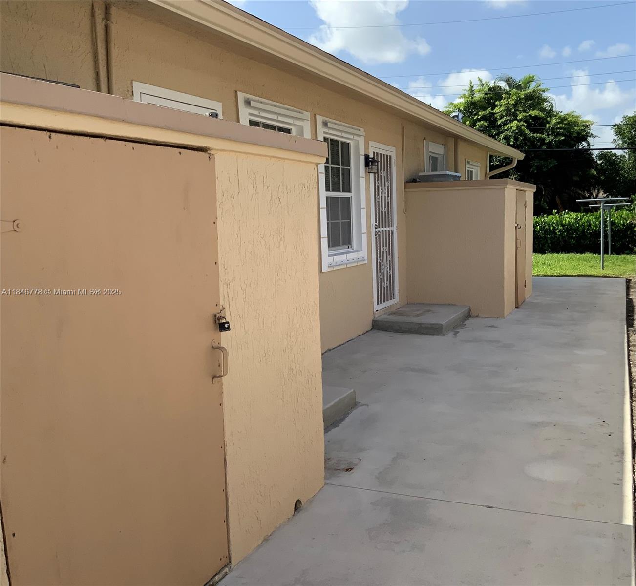 RO-LEN ACRES - Residential Income