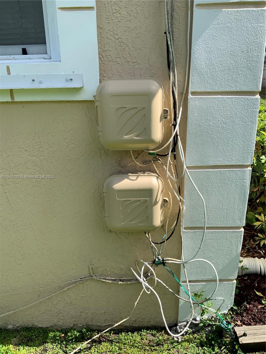 RO-LEN ACRES - Residential Income