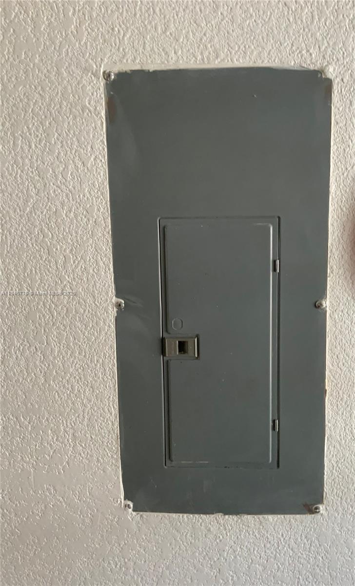 RO-LEN ACRES - Residential Income