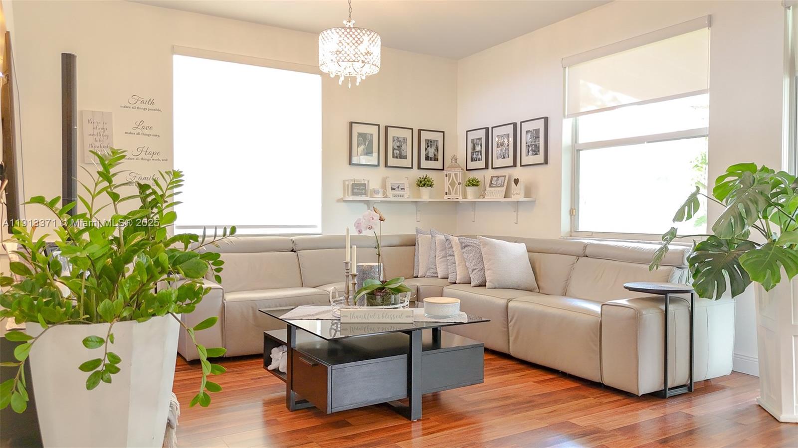 TOWNGATE - Residential Lease