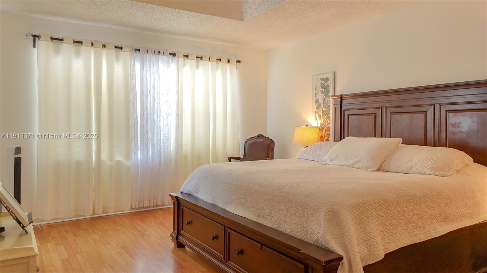 TOWNGATE - Residential Lease