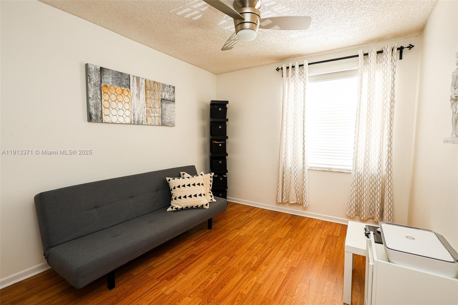 TOWNGATE - Residential Lease