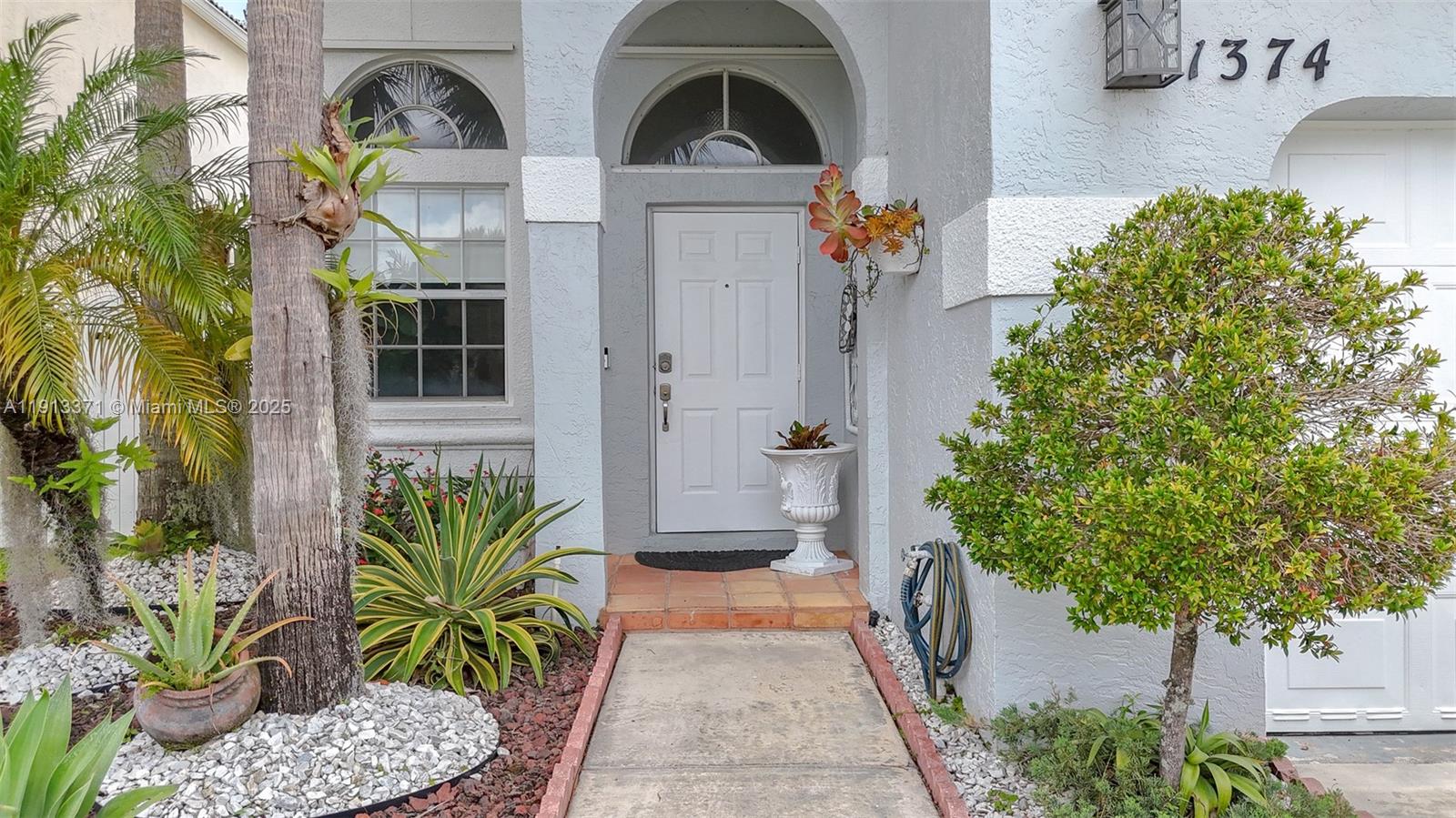 TOWNGATE - Residential Lease