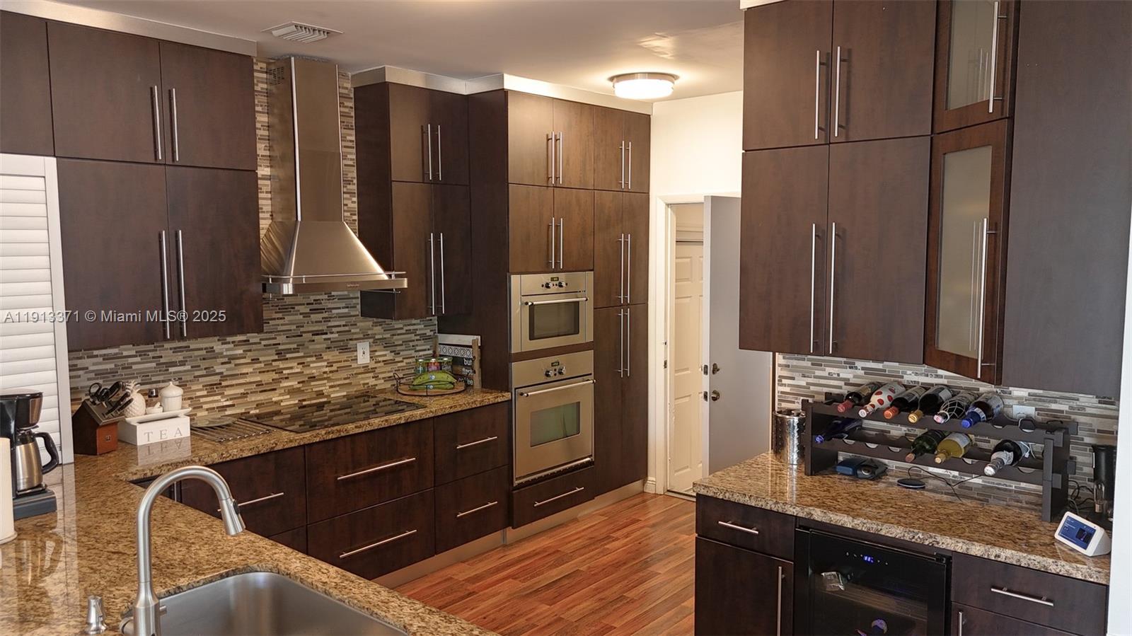 TOWNGATE - Residential Lease