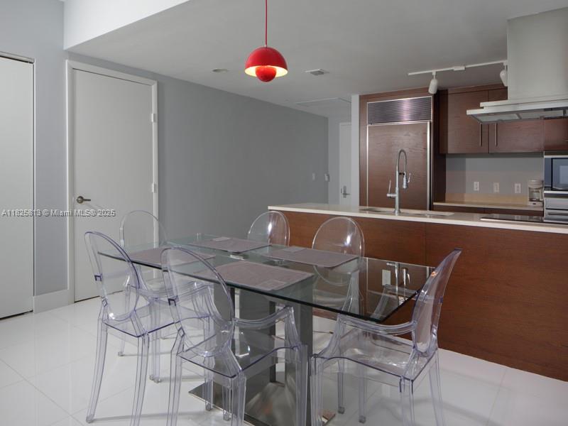 ICON BRICKELL NO TWO - Residential